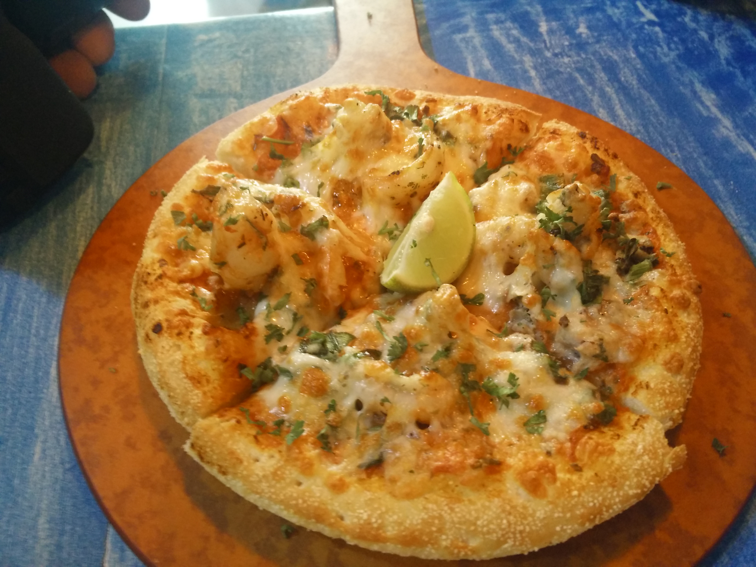 Crusty-pizza-delhi-ncr