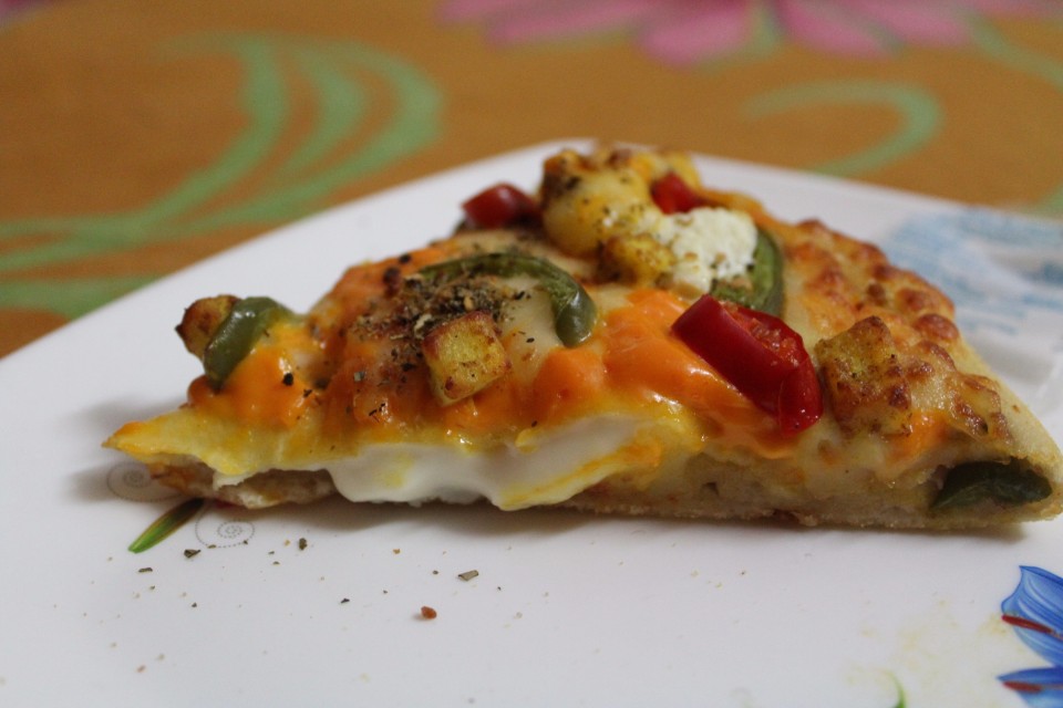 Domino's Pizza Launches Their Cheesiest Crust Ever- Quattro Formaggi ...